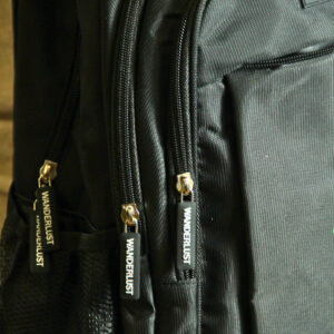 Mochila urbana Wanderlust negra 1 - Imagen 3