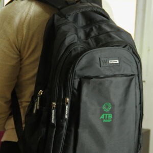Mochila urbana Wanderlust negra 1 - Imagen 1